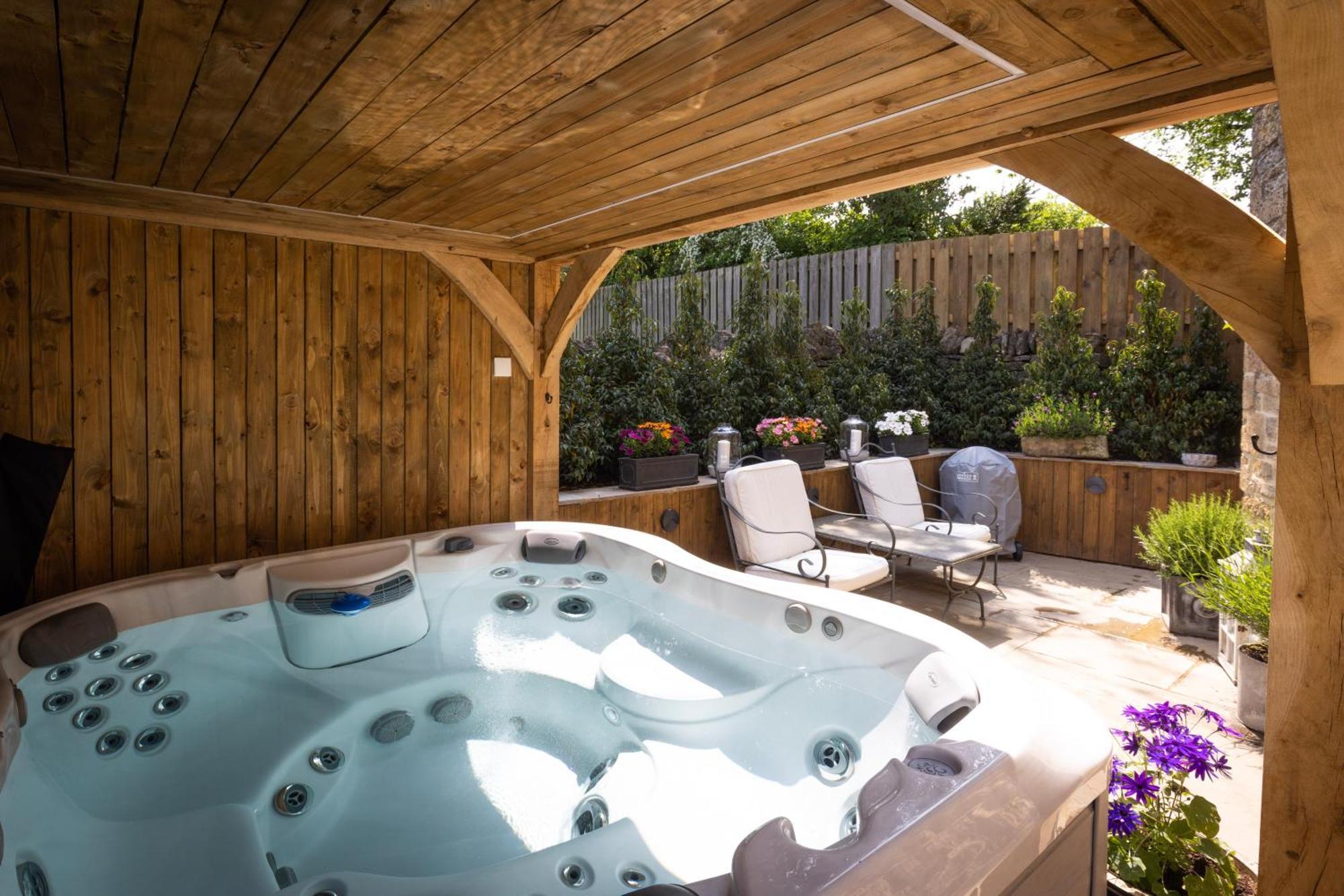 Cotswold Cottage With Hot Tub Bledington Exterior foto