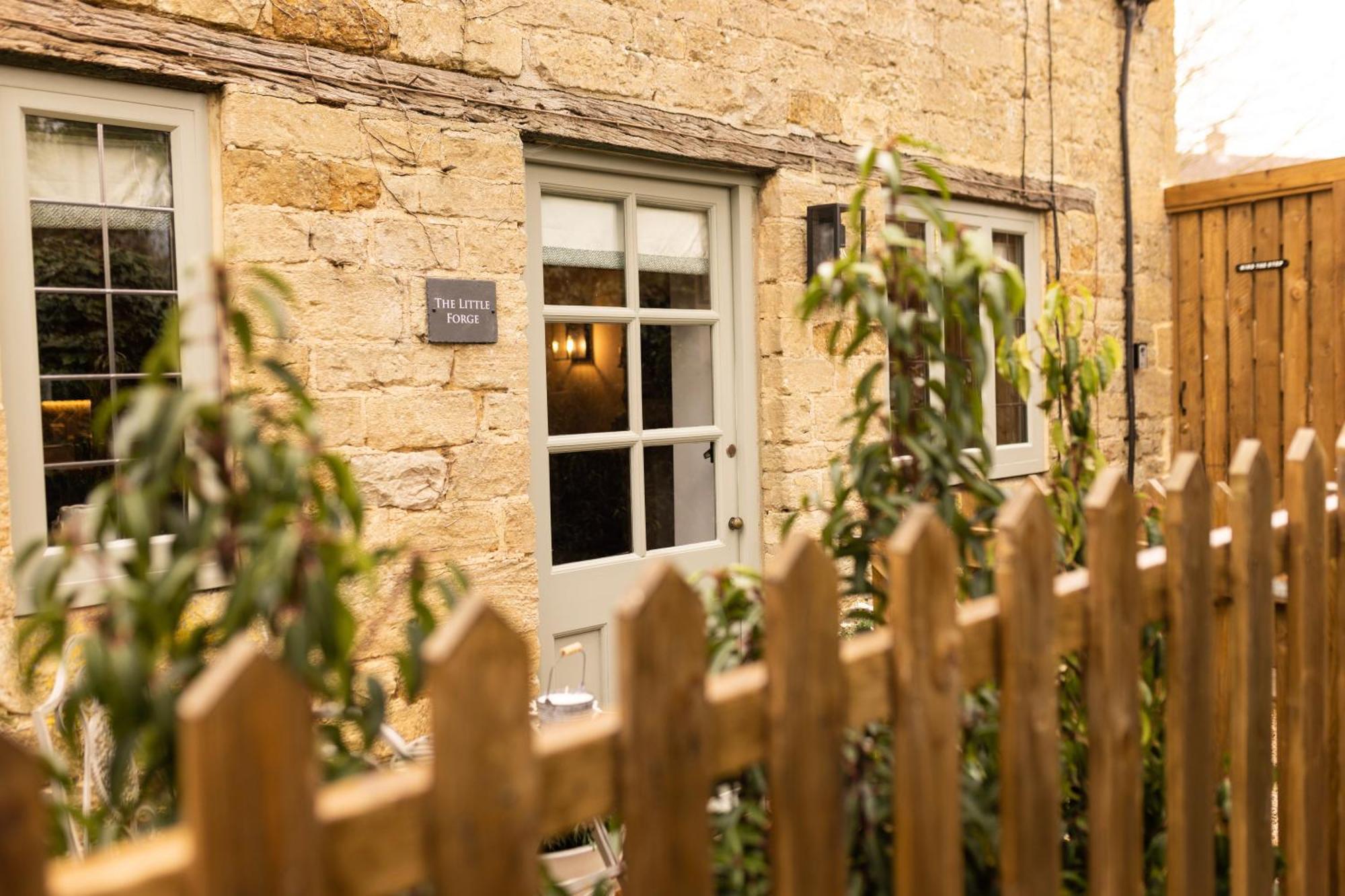 Cotswold Cottage With Hot Tub Bledington Exterior foto